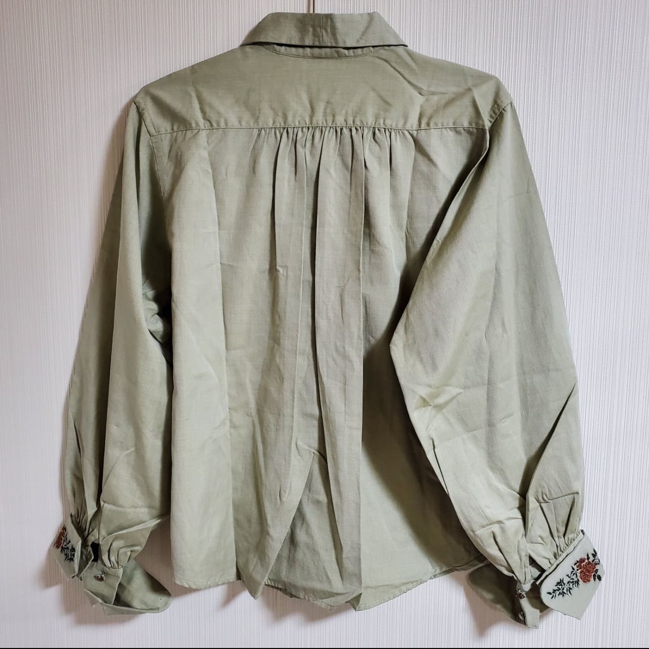 【値下げ】RENATO　NUCCI　レナートヌッチ　長袖ブラウス　白　３８/L 値下げ】RENATO NUCCI レナートヌッチ 長袖ブラウス 白 38/L