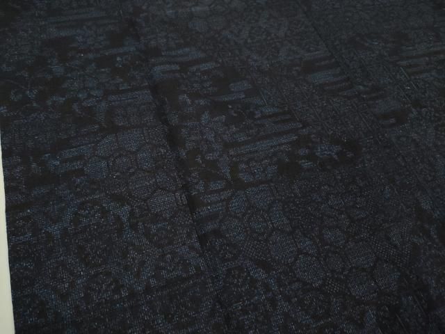 平和屋本店□極上 本場結城紬 重要無形文化財 100亀甲 名物裂花唐草文