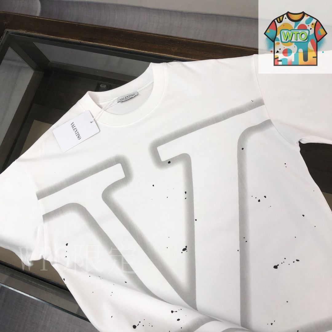 25ss VALENTINO ジャージー Tシャツ 今日特価】VALENTINO 25SS T シャツ（男女兼用）-3 - メルカリ