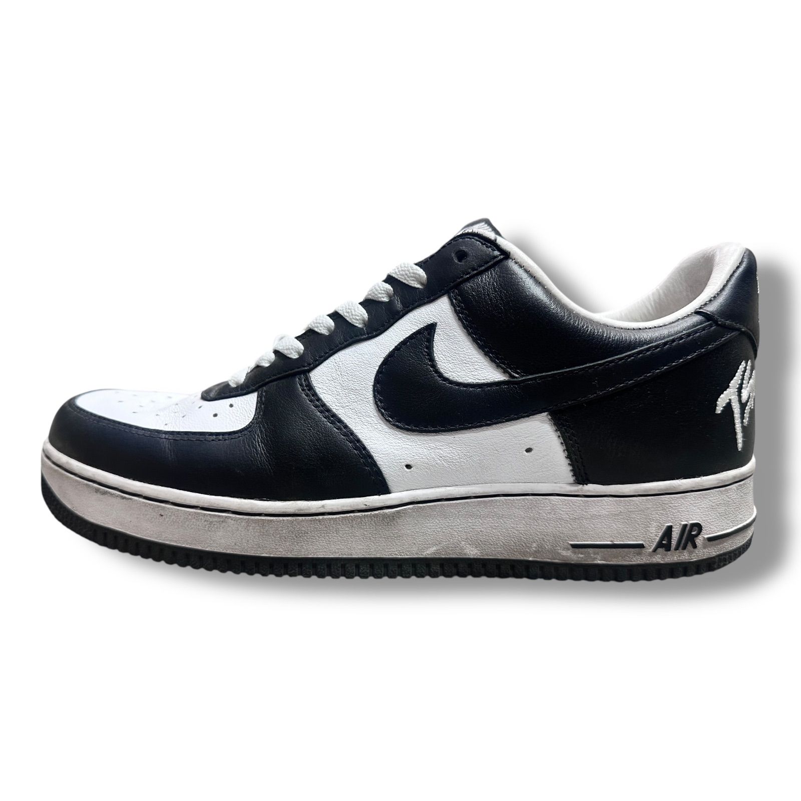 Terror Squad × NIKE Air Force 1 Low QS 