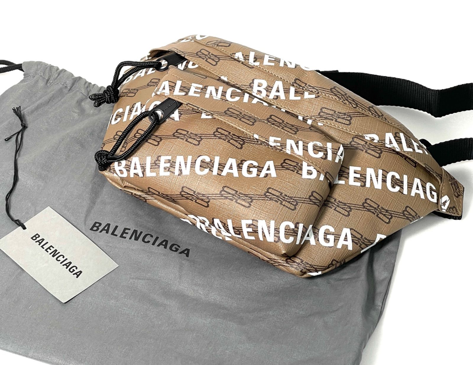 新品未使用BALENCIAGAベルトバッグBBモノグラム 正規品 - メルカリ 新品未使用BALENCIAGAベルトバッグBBモノグラム 正規品 - メルカリ