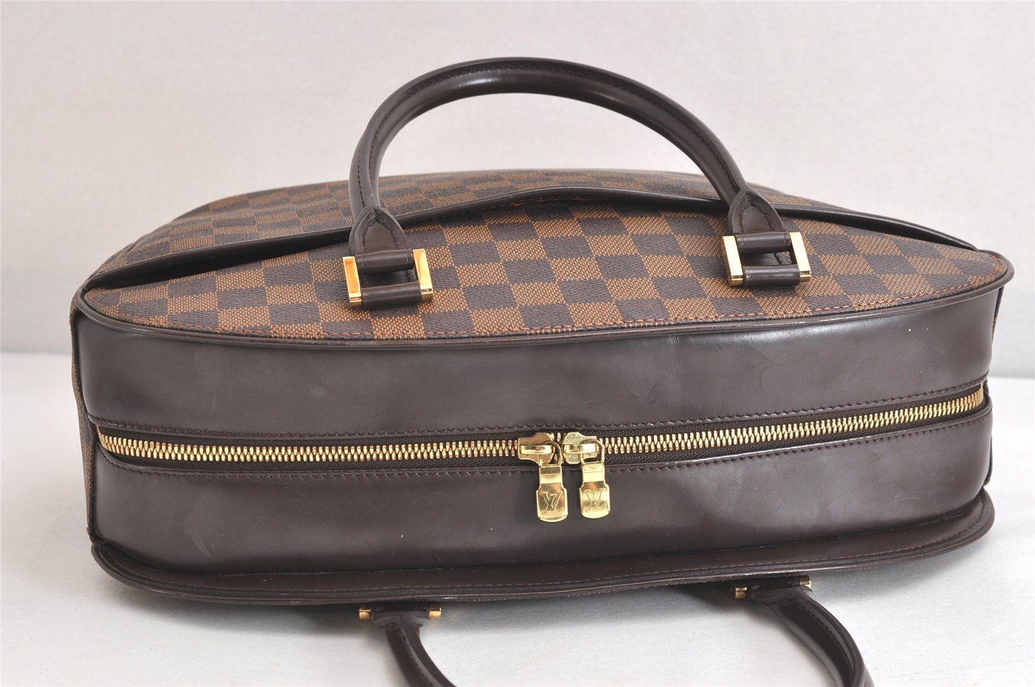 VUITTON ルイヴィトン