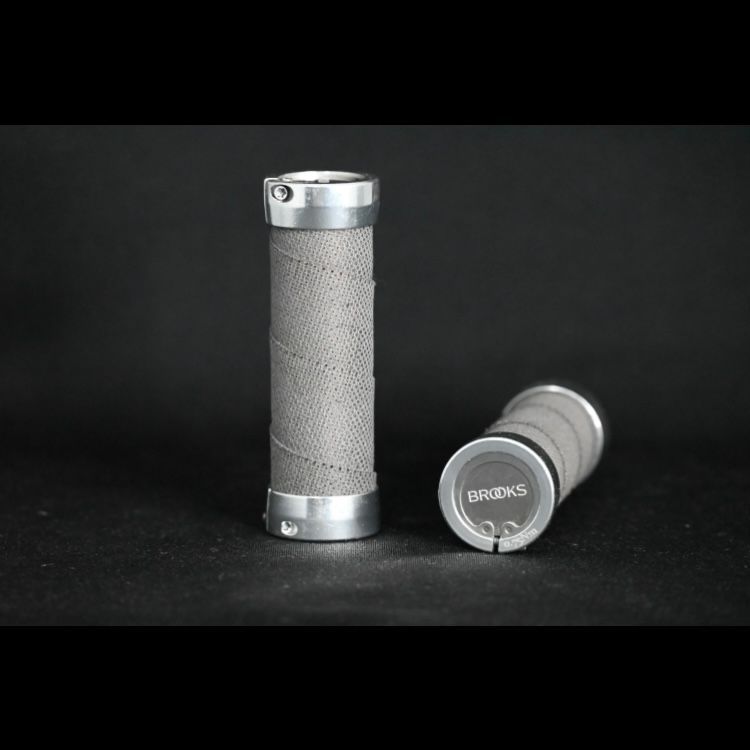 BROOKS CAMBIUM SLENDER GRIP 廃版色