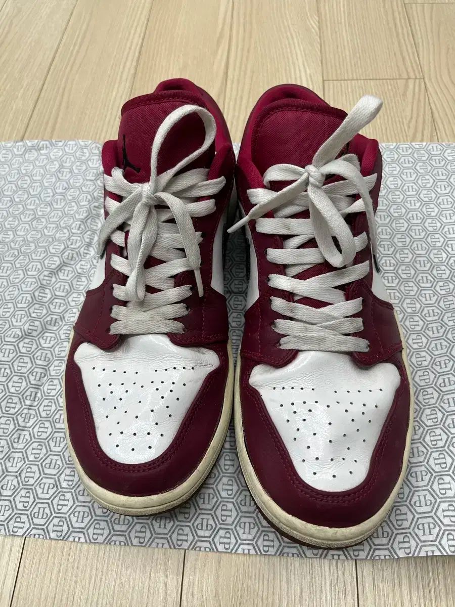 Akaさん専用　① 275 ） NIKE(ナイキ) エア ジョーダン 1 ロー ノーブル レッド