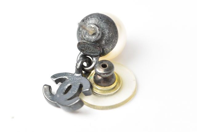 シャネル ピアスロゴ/CC ラインストーン パール/スイングココ