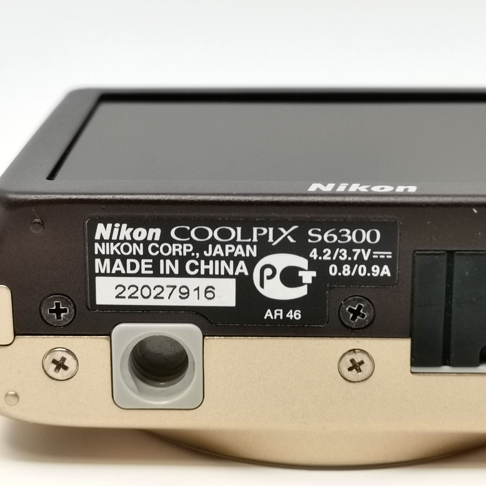 ニコン coolpix s6300 ゴールド 動作確認済み デジタルカメラ 箱