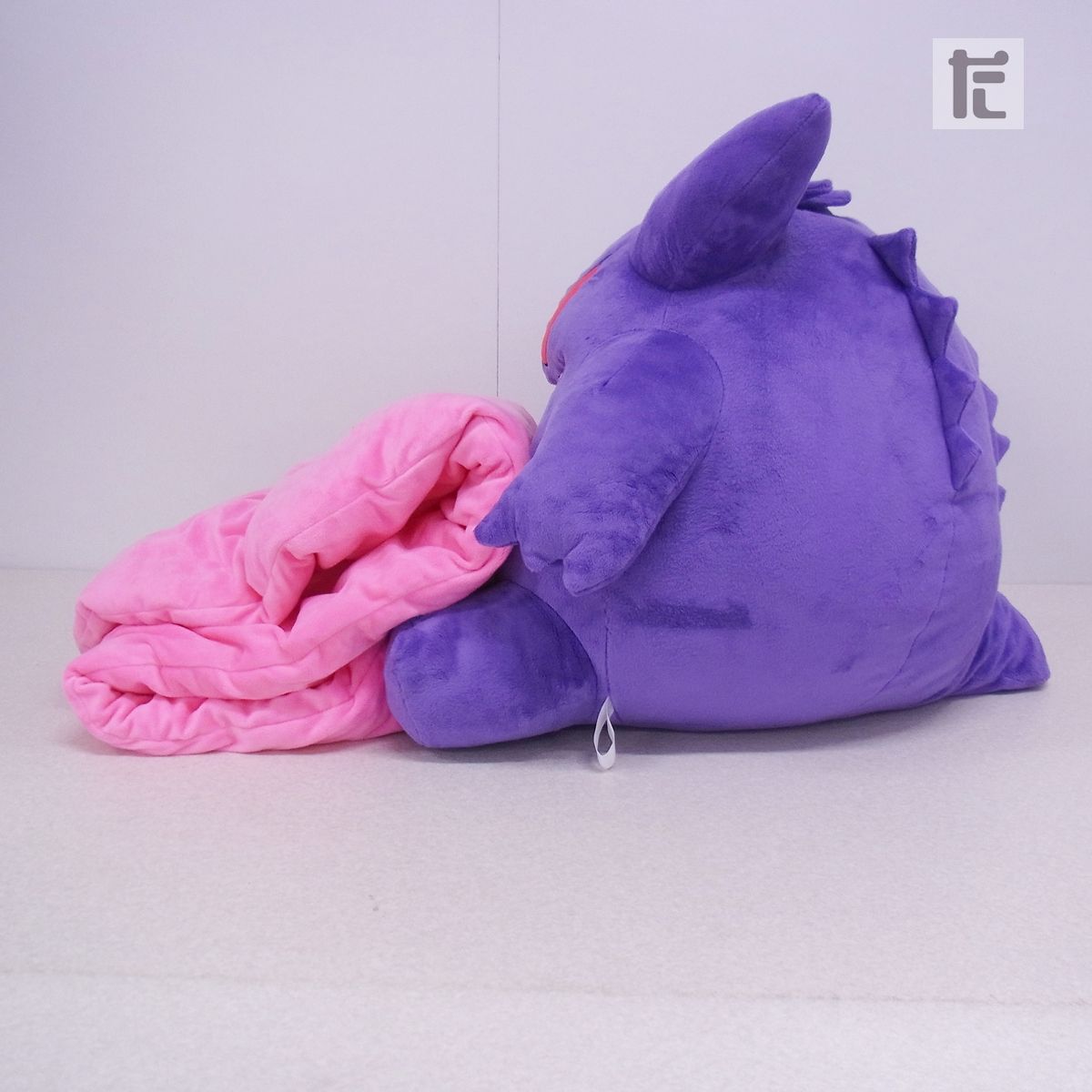 ゲンガーぬいぐるみ　ポケモン　絶対になめられたいゲンガー 爆速で売り切れた革命的な寝具「絶対に舐められたいゲンガー