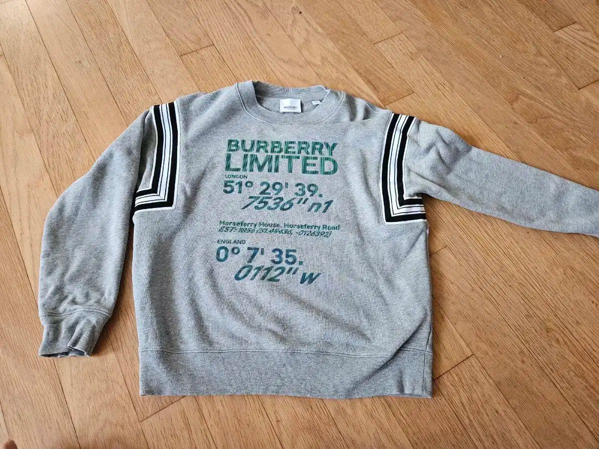 BURBERRY バーバリー キッズ トレーナー サイズ 10Y140