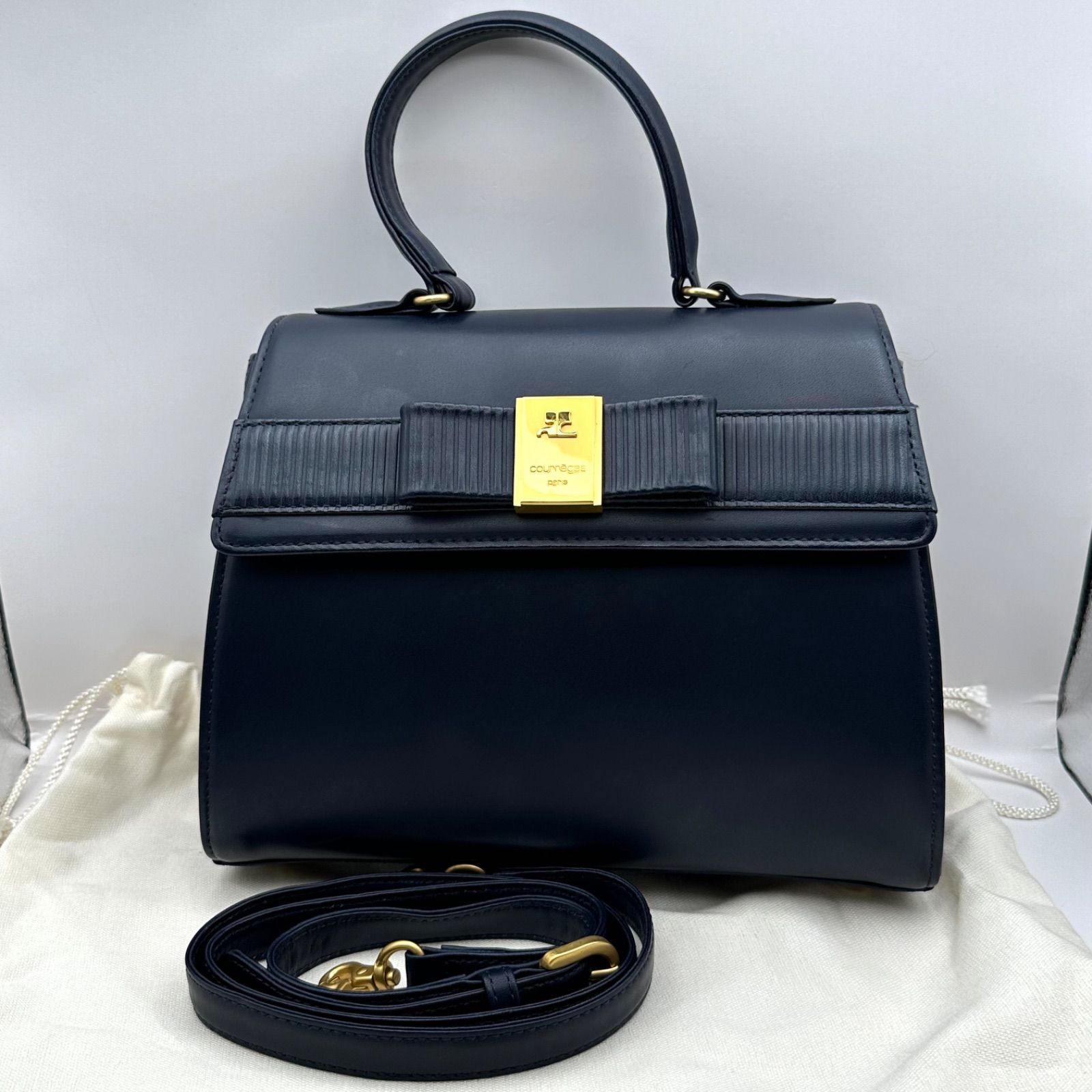 極美品 Courrges クレージュ ハート金具 2way ショルダー バッグ 黒