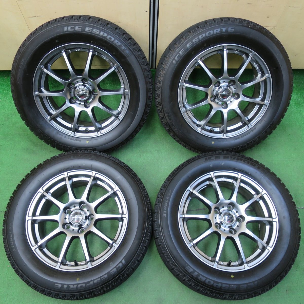 [送料無料] 超バリ溝！キレイ！ほぼ10分スタッドレス 215/60R16 アイスエスポルテ SCHNEIDER ATECH シュナイダー 16インチ PCD114.3/5H4101508イス