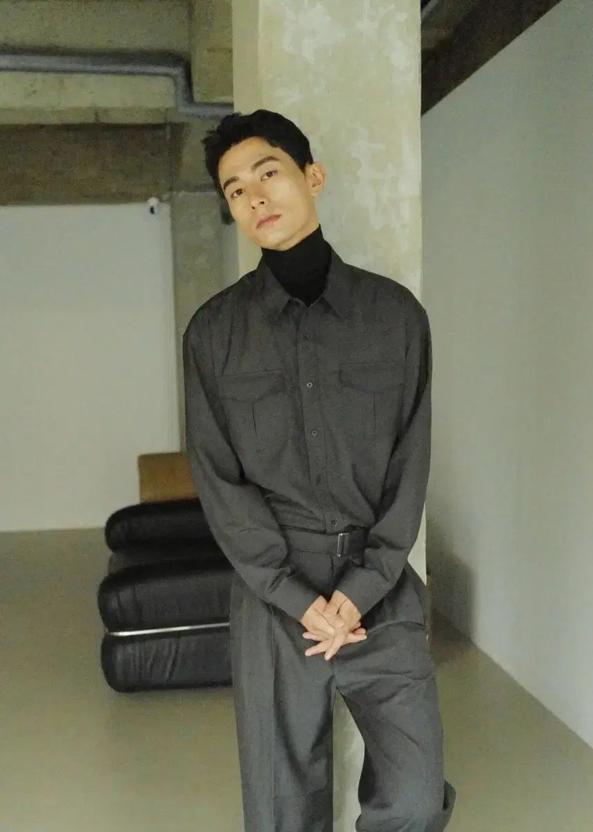 マディソンブルー ワークシャツ ハンプトン ライトカーキ 刺繍Bロゴ マディソンブルー ワークシャツ ハンプトン ライトカーキ 刺繍Bロゴ