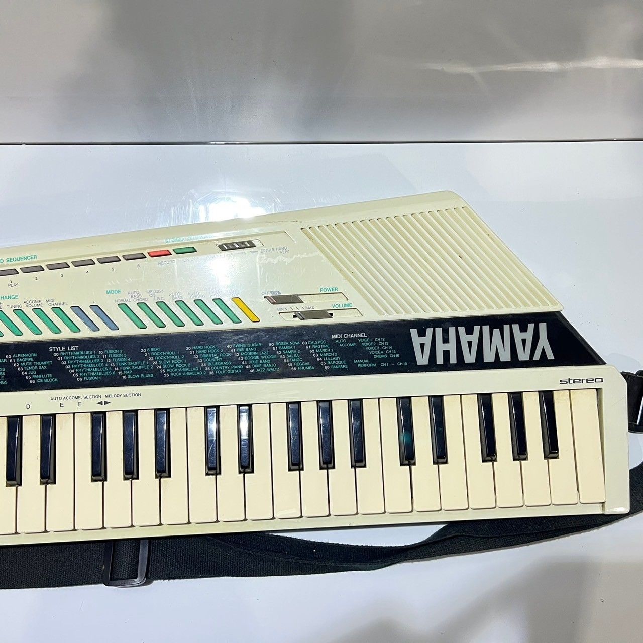YAMAHA ヤマハ SHS-200 ショルダーキーボード 安い (管理番号：PLS6855
