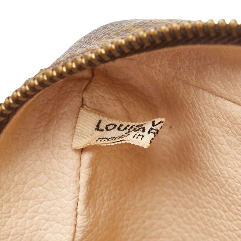 ルイヴィトン クラッチバッグ モノグラム　セカンドバッグ　トゥルーストワレット LOUIS VUITTON ルイ・ヴィトン ポッシュトワレット26 ブランド