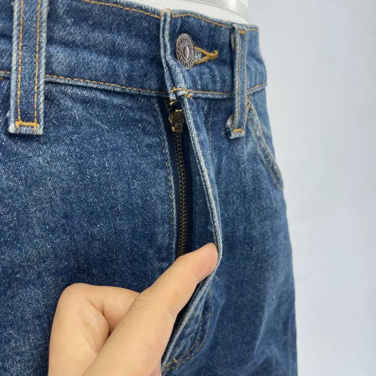 【Levi's】505 C ストレートデニム(W28L32)インデコブルー Levi's（リーバイス）の「Levi's/リーバイス PERFORMANCE COOL