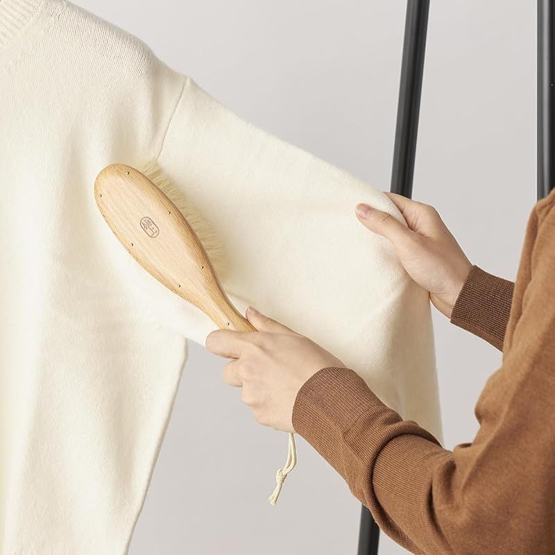 江戸屋 手植え洋服ブラシ 万能タイプ 上│ハンガー 洋服ブラシ 衣類 洋服収納 洋服ブラシ 毛玉とり 0 BRIGHTFACE_UK
