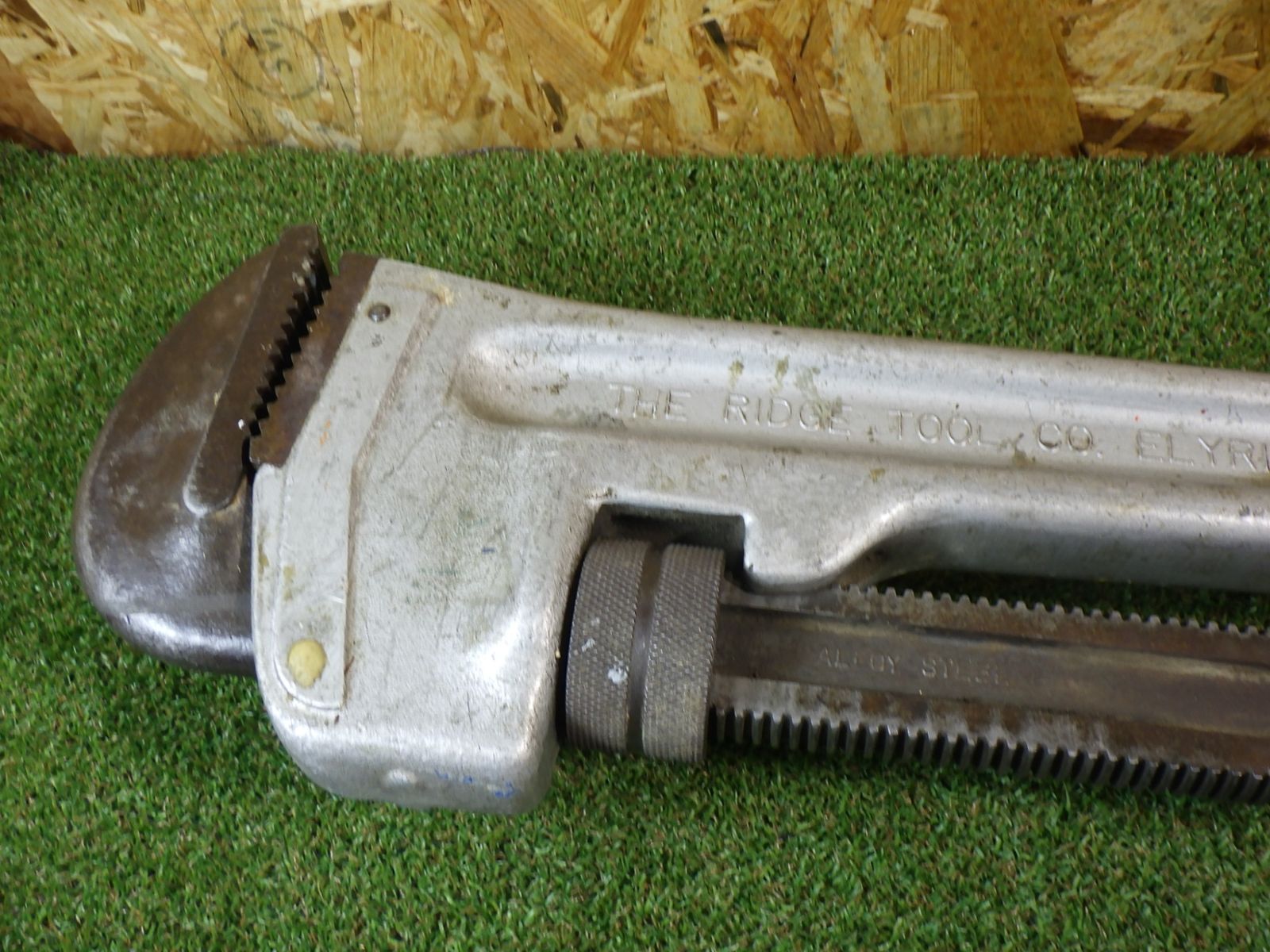 アルミストレ-トパイプレンチ