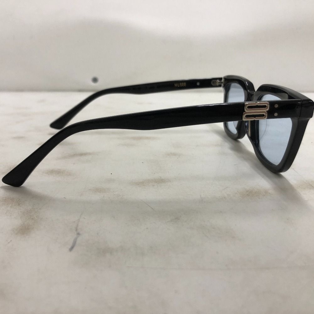 GENTLE MONSTER サングラス ブラック Gentle Monster Days Day サングラス | ブラック | FARFETCH JP