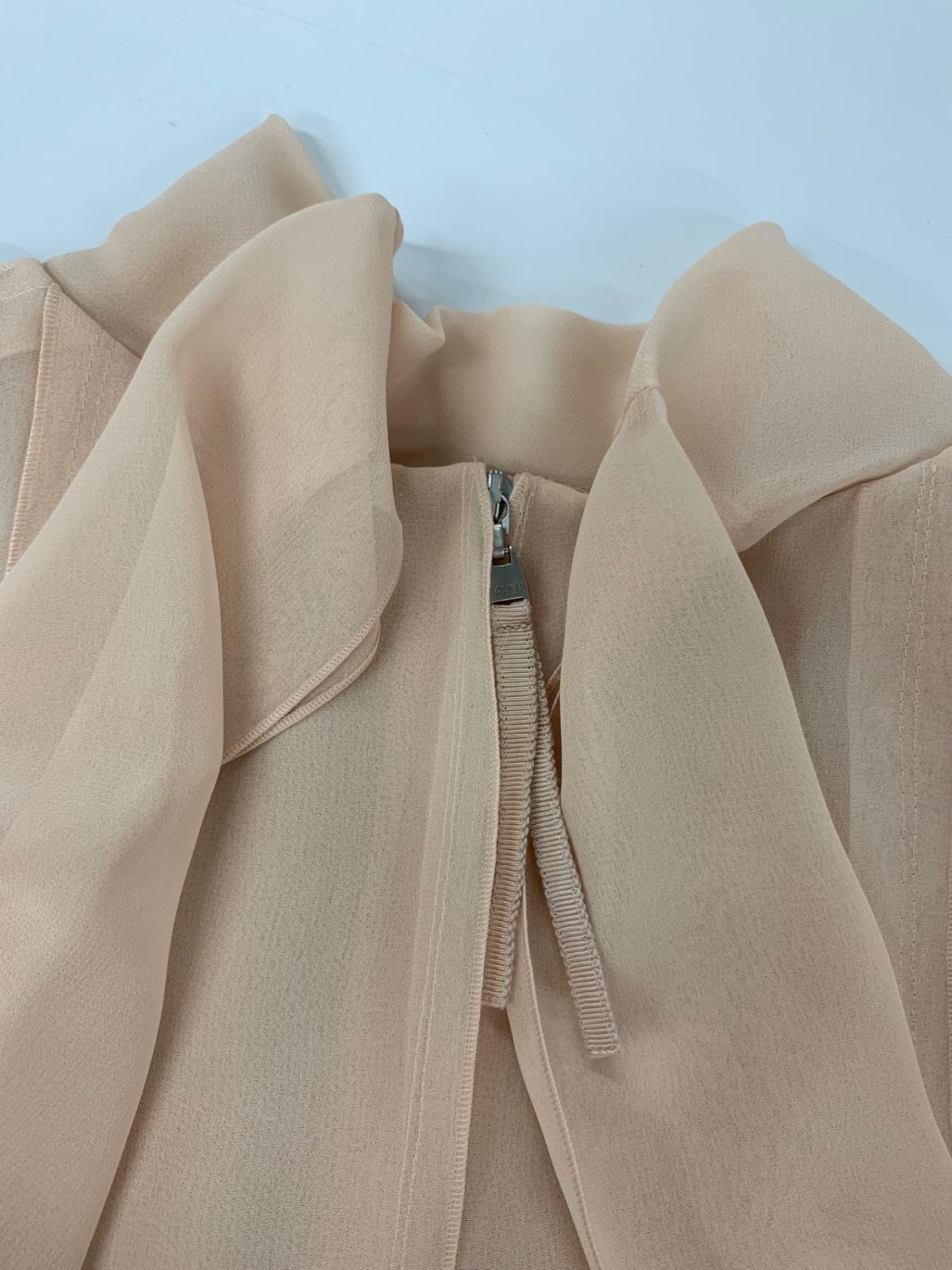 Dress Brise