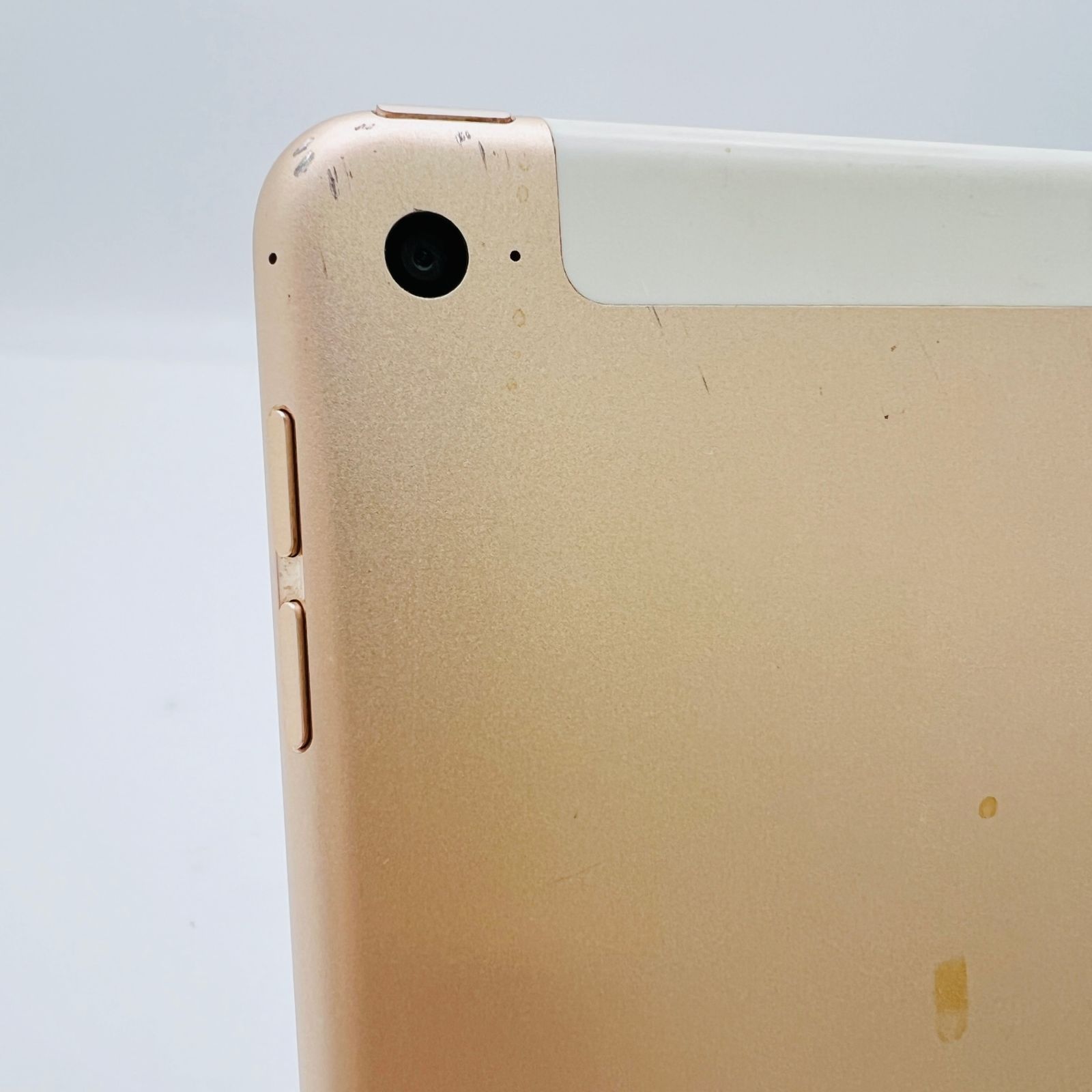 iPad Air2 ゴールド iPad Air2 ゴールド 128GB wifiモデル