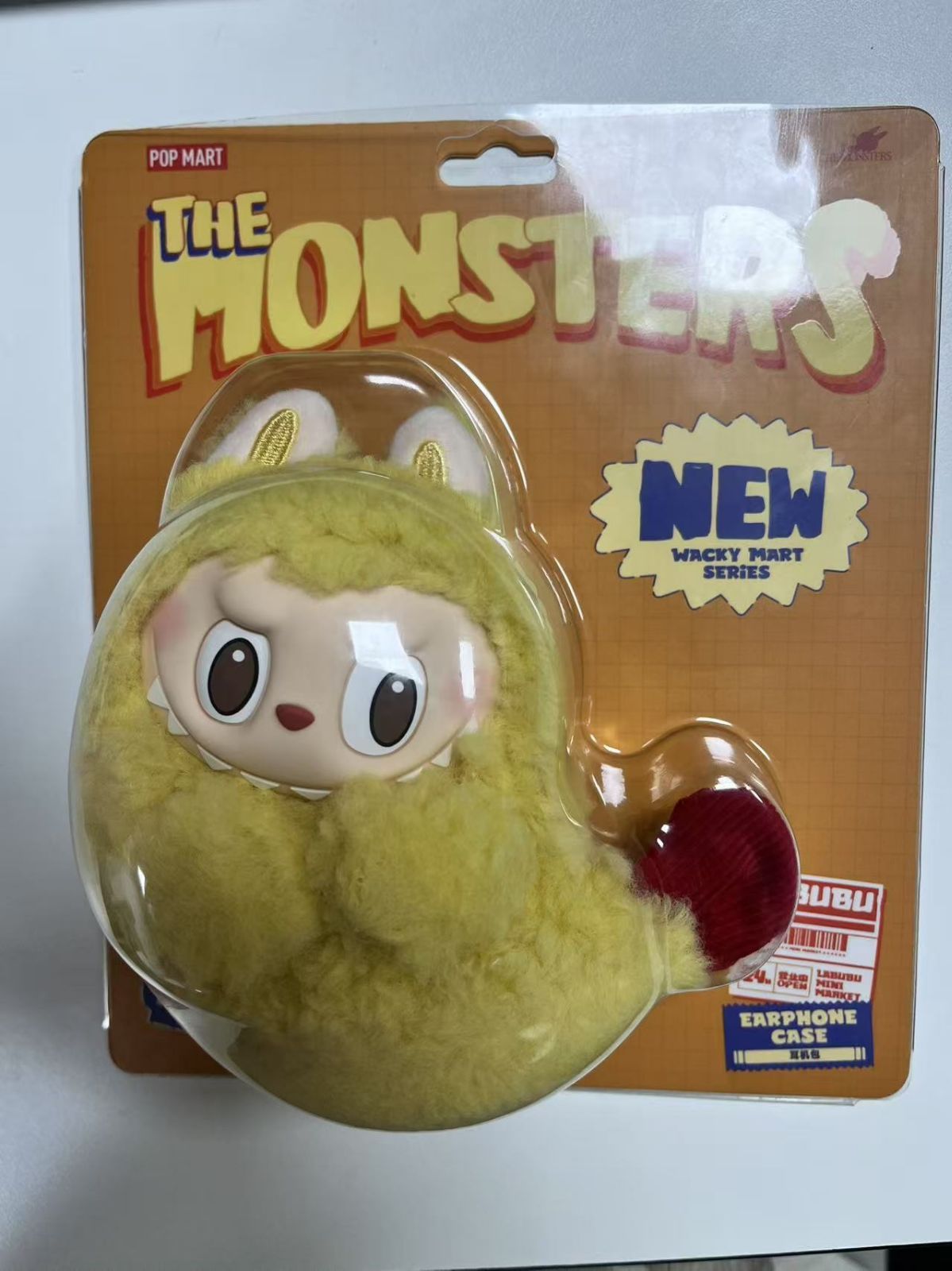 ラブブ The monsters Wacky Martシリーズ イヤホンケース - メルカリ