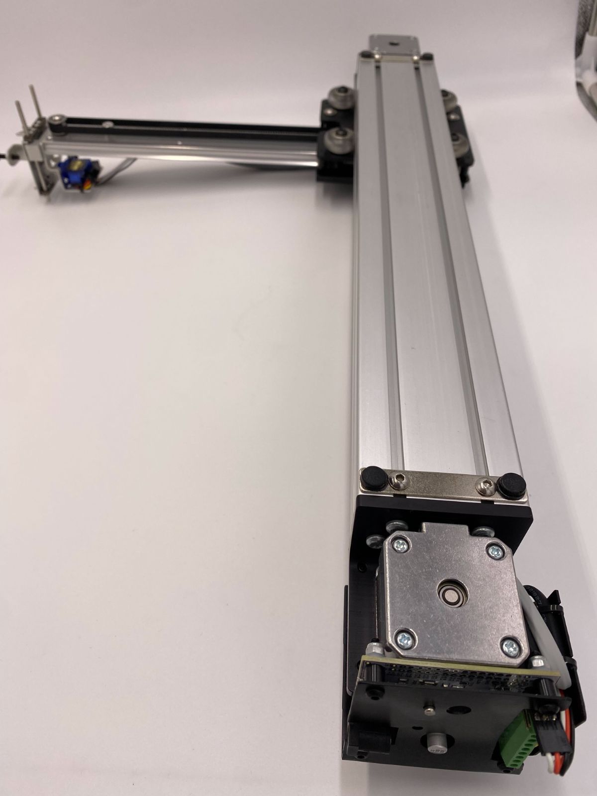 AxiDraw V3 / パーソナルライティング&ドローイングロボット 201 AxiDraw V3 / パーソナルライティング&ドローイングロボット 201