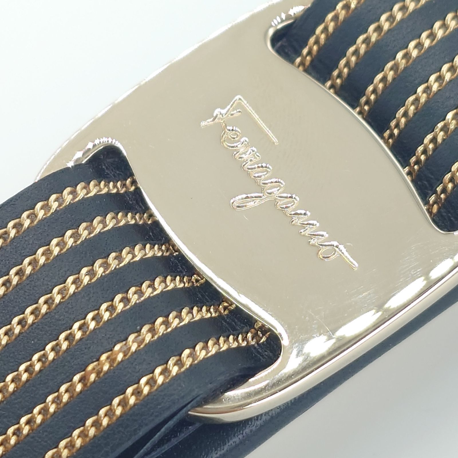 ヴァラリボン ブラック