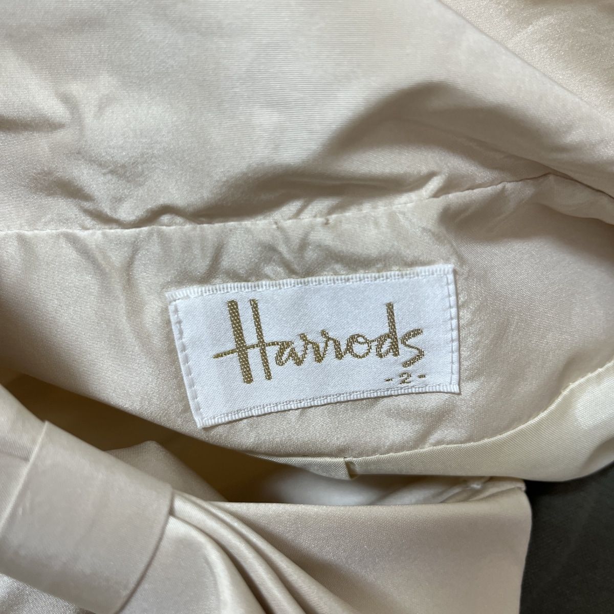 HARRODS(ハロッズ) ジャケット サイズ2 M レディース - ベージュ 七分袖/シルク/リボン/春/秋