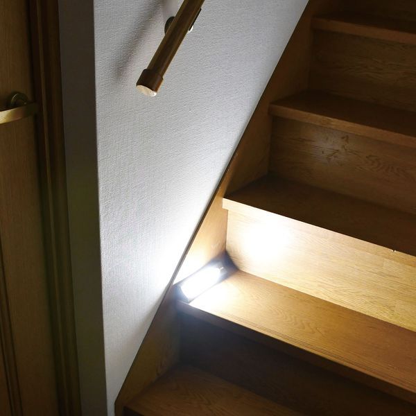 まとめ買い ELPA もてなしのあかり LED 明暗人感センサーライト 据置 コンパクト型 HLH-2203 ×3セット