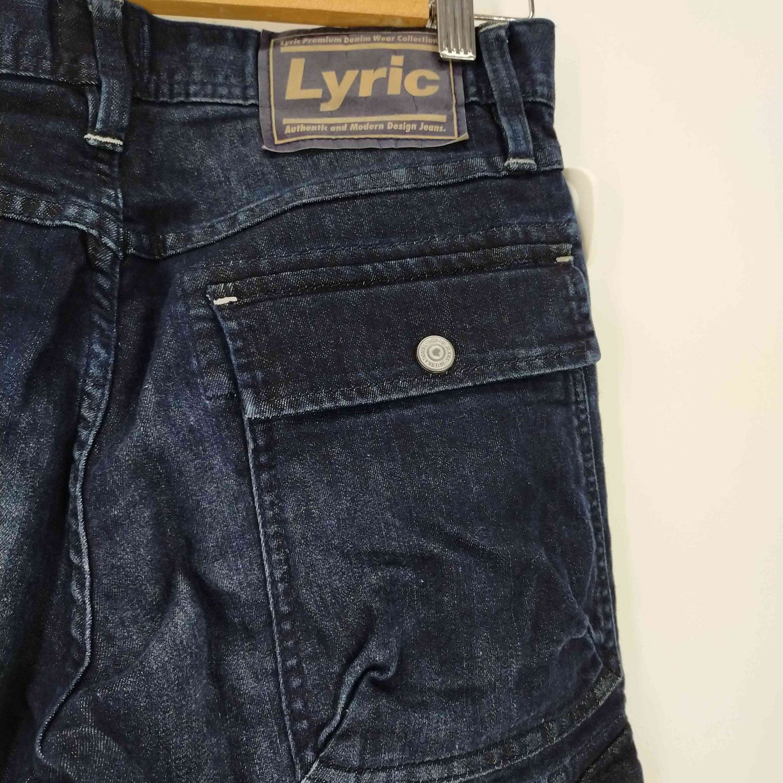 リリック　デニム カーゴパンツ ジーンズ 12ポケット 　マルチポケット　L Lyric(リリック) マルチポケットデニムカーゴパンツ メンズ
