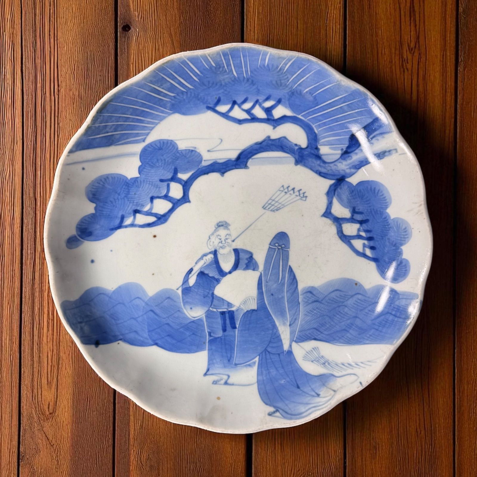 古伊万里 装飾皿 松仙人人物図 染付 明治 丸皿 盛り皿 飾り皿 古伊万里 