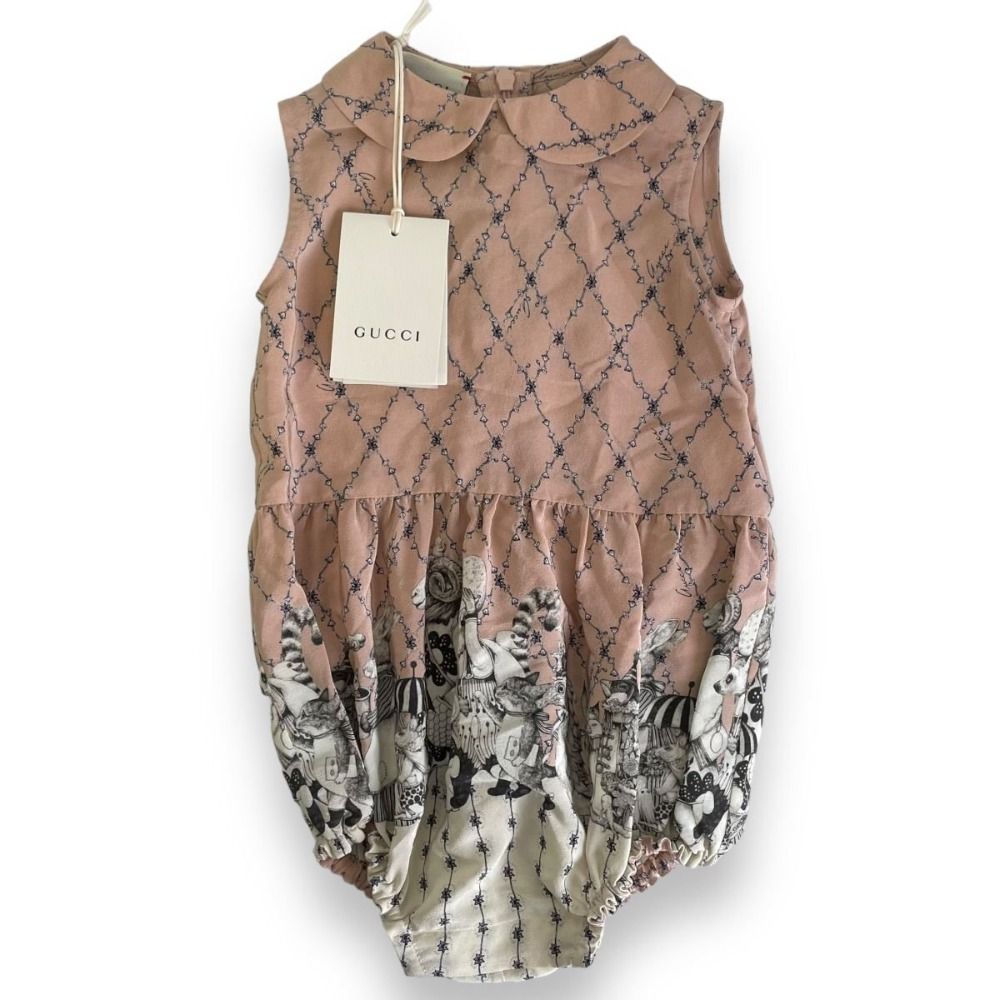 未使用 20SS GUCCI グッチ ヒグチユウココラボ アニマル 総柄 シルク100％ ベビー服 ロンパース 9/12M ピンク キッズ 古着 中古 USED