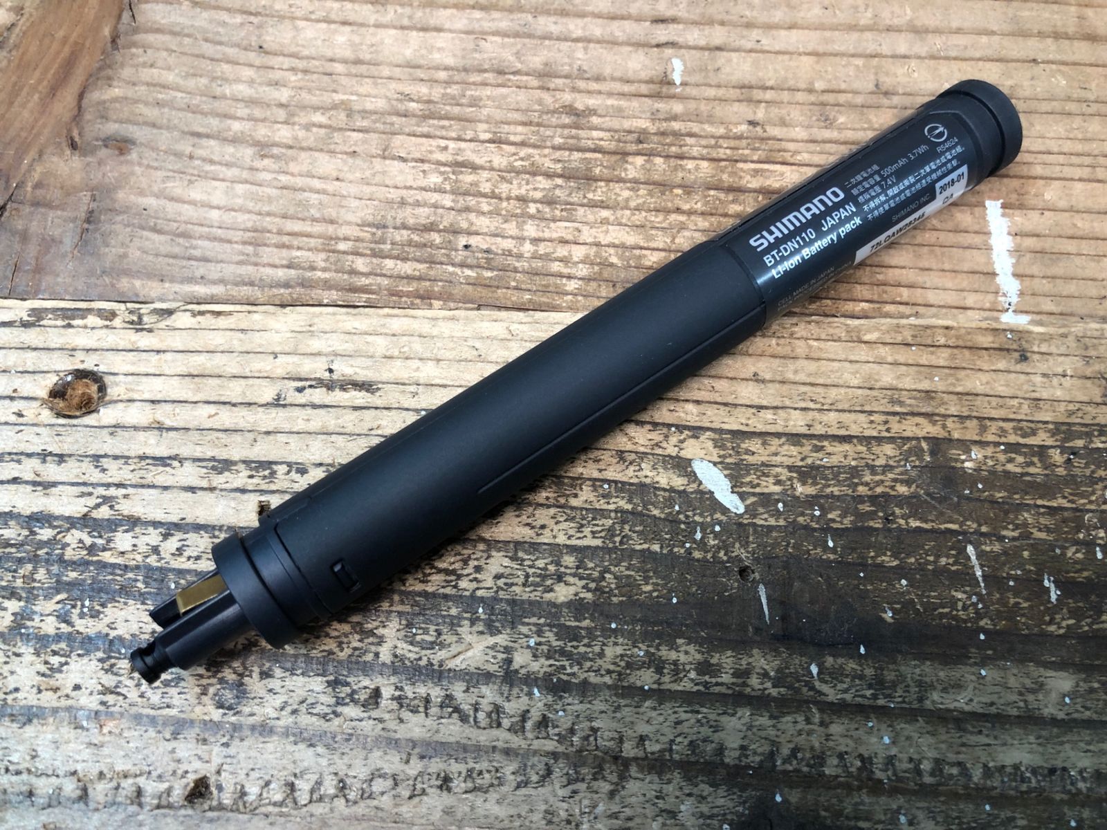 ケイです。SHIMANO BT-DN110 ビルトインバッテリー Di2 シマノ Di2 BT-DN110-A ビルトインバッテリー Bluetooth対応