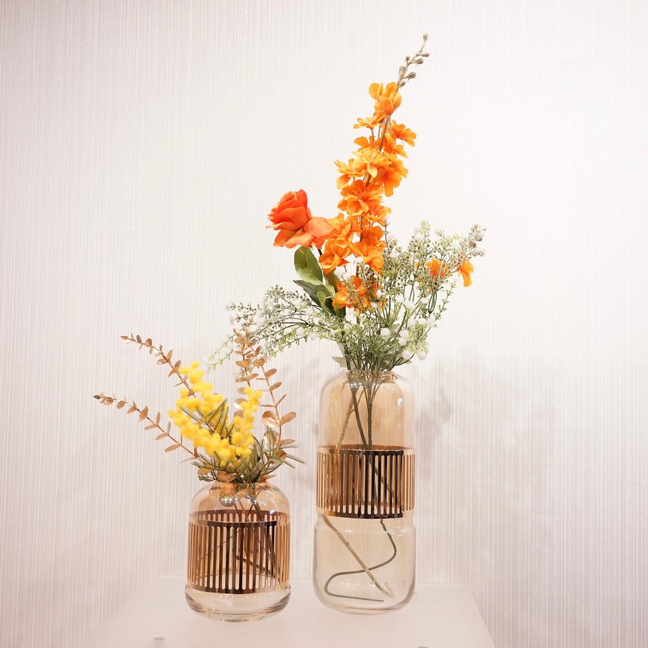 輸入品 フラワーベース ガラス 2個セット 造花付き 花瓶 モダン