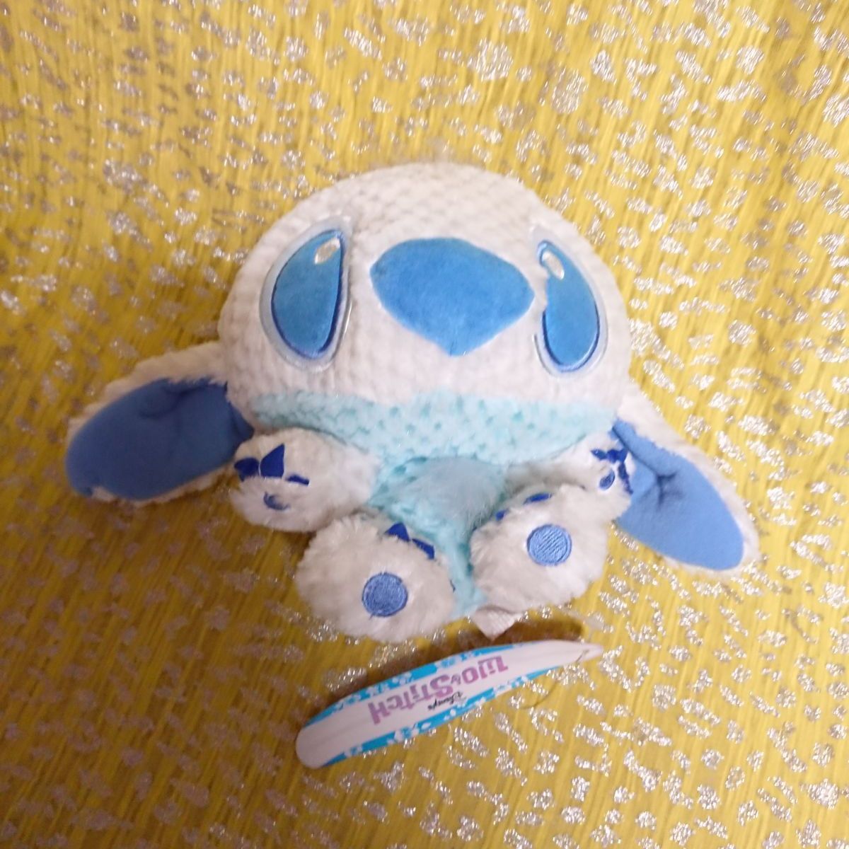 ディズニーストア リロ＆スティッチ ホワイト×ブルー ぬいぐるみ winter ディズニーストア リロ＆スティッチ ホワイト×ブルー ぬいぐるみ