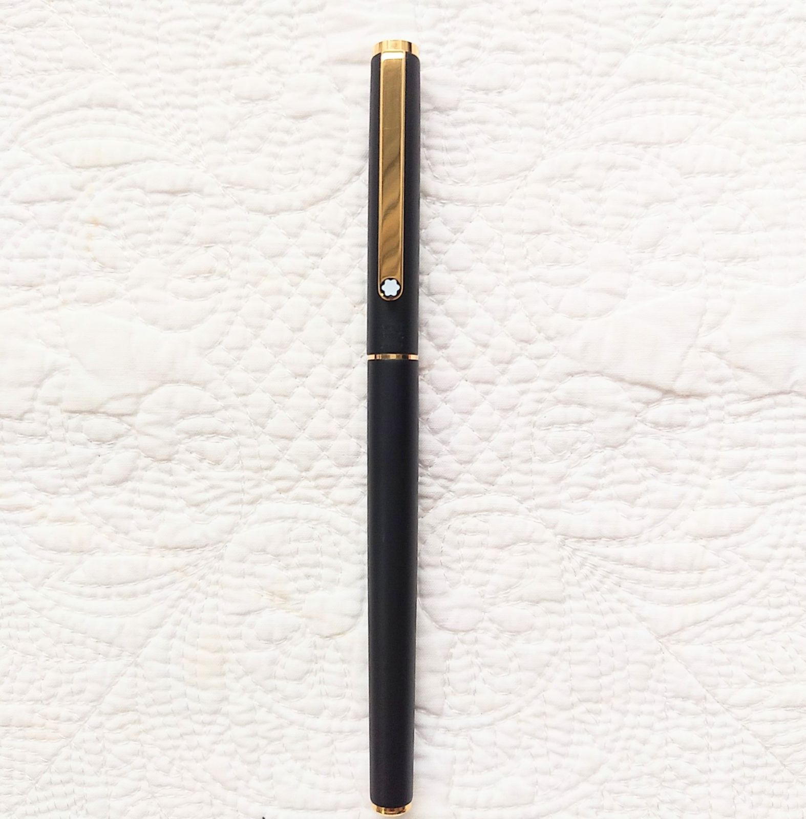 MONTBLANC モンブラン 万年筆 スリム ブラック 希少 モンブラン 万年筆