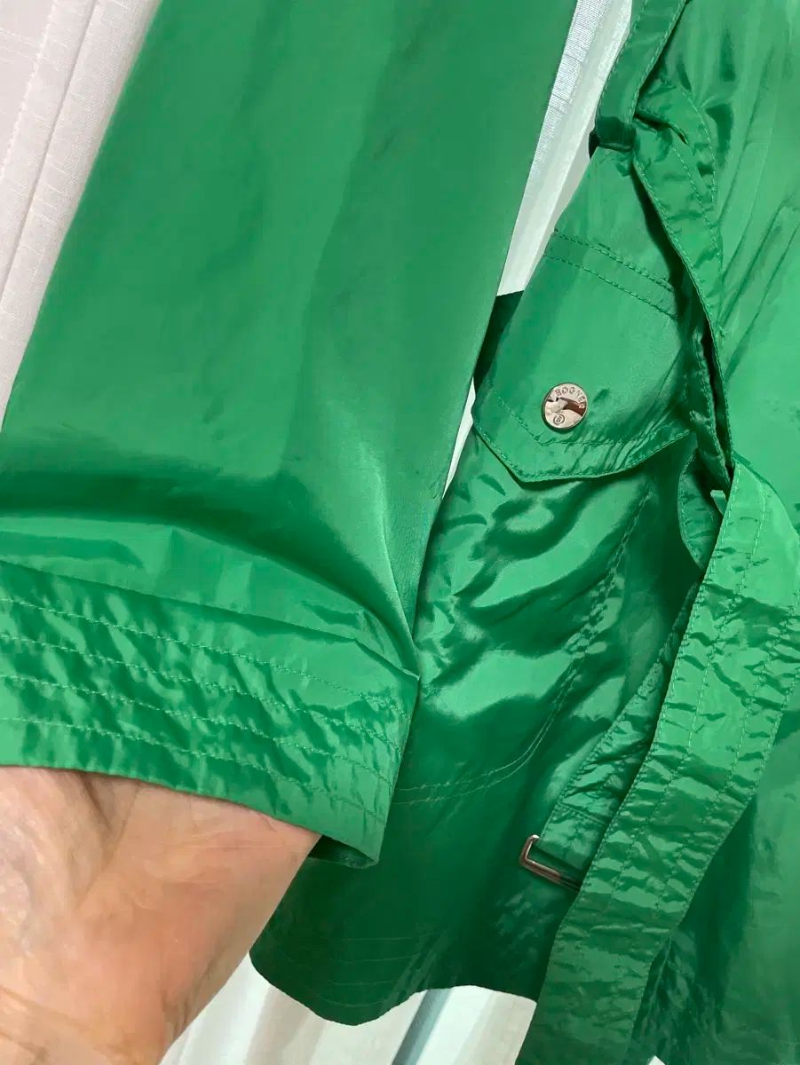 BOGNER 緑 ベルト付き ジャケット ウィンドブレーカー素材 GULLKHAN_COM