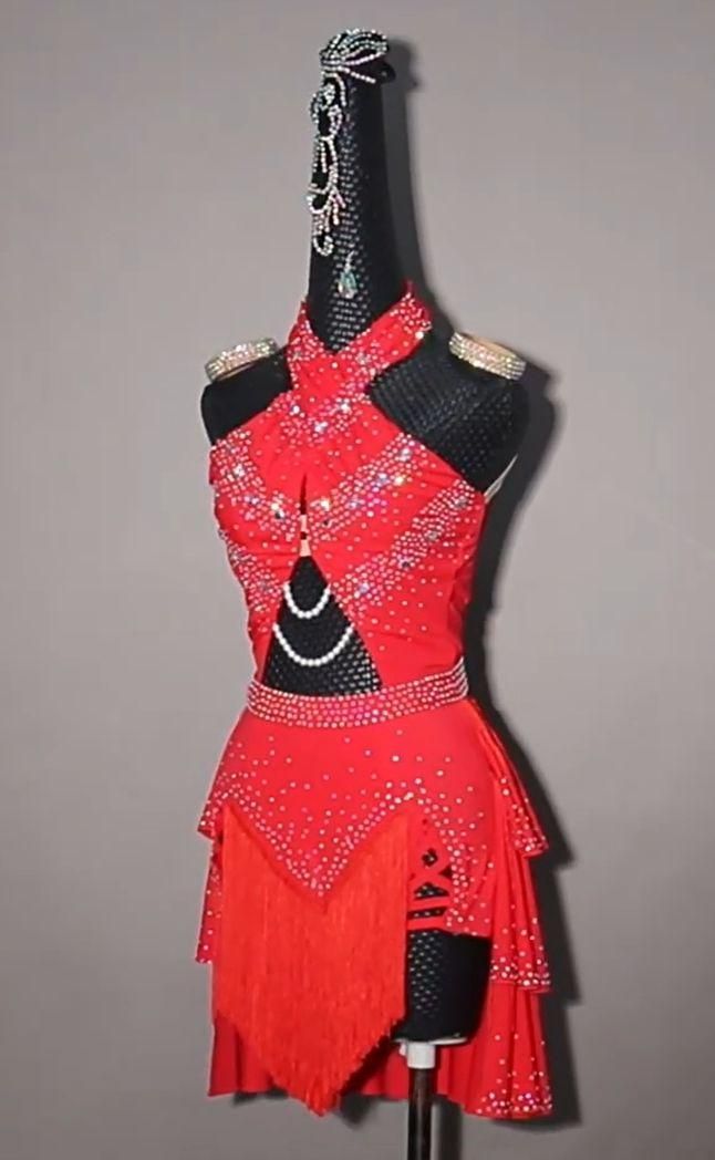 オーダーメイド 社交ダンス衣装 薔薇 レッド ラテンワンピース オーダーメイド 社交ダンス衣装 薔薇 レッド ラテンワンピース