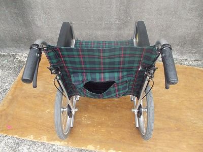 一部地域を除く 介助式車椅子