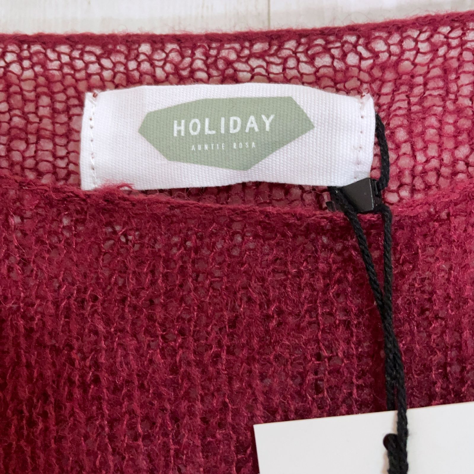 美品、タグ付き】HOLIDAY ホリディ すかし編みニット - メルカリ