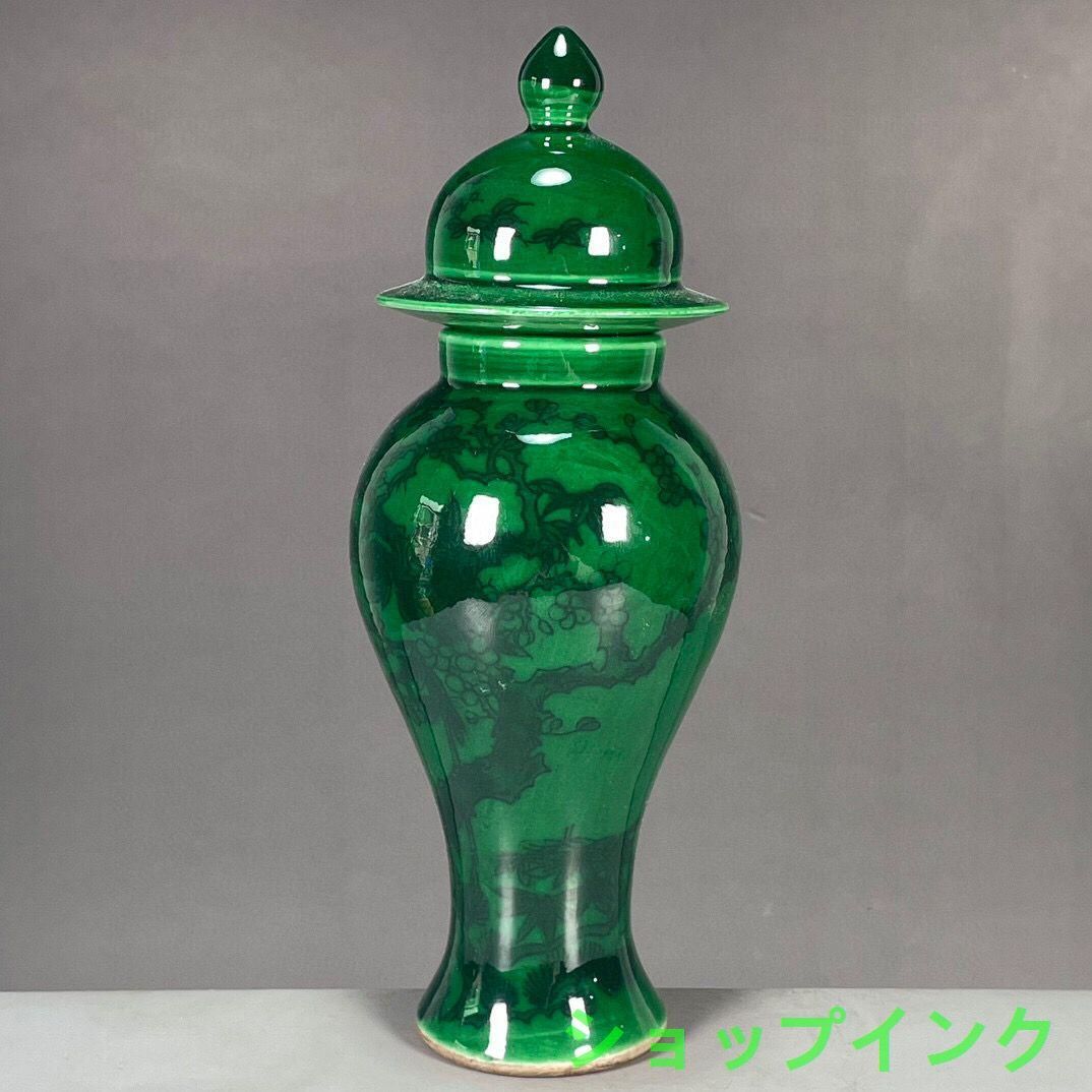 緑釉の回転式の透かし彫り香炉 装飾品 美品 景徳鎮 陶磁器 美術品 置物 清乾隆緑釉喜上眉梢図紋将軍壺 景徳鎮 陶磁器 装飾品 現代工芸品