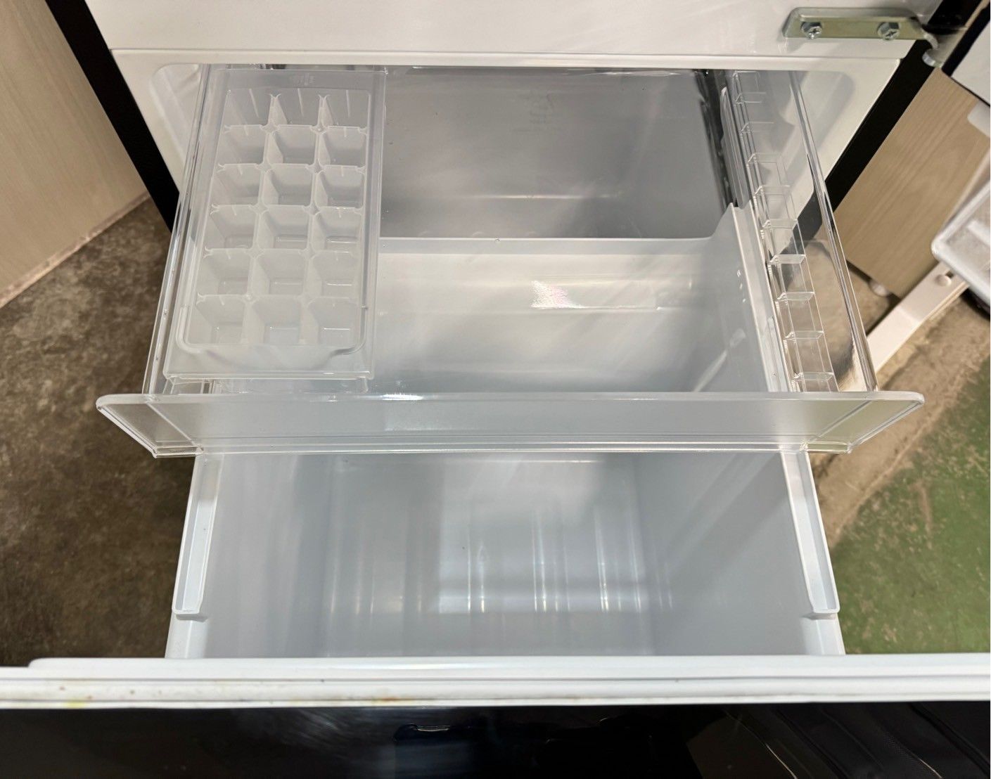 高年式】大阪送料無料☆3か月保障付き☆冷蔵庫☆ヤマダ☆2ドア☆2023年