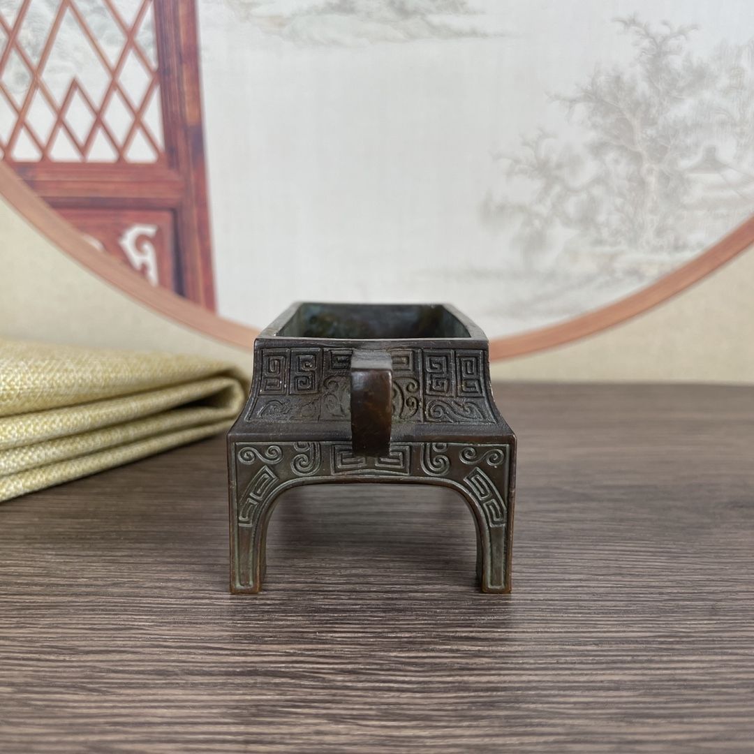瑞獣三足両耳香炉 磁器香炉 香具 仏具 工芸品 装飾品 美術品 置物 瑞獣三足鼎天子竜頭香炉 香道具 仏具 工芸品 美術品 置物 - メルカリ