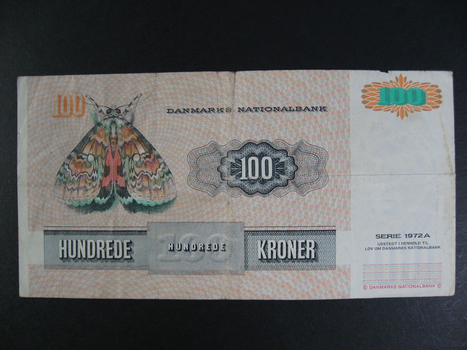 1033デンマーク紙幣□旧紙幣□200クローネ□100クローネ□50クローネ２枚 - メルカリ