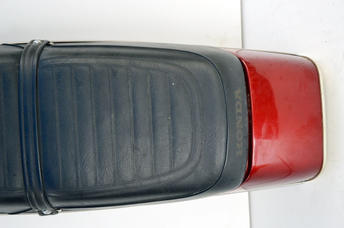 HONDA CB750F-2 シート＆テールカウル 中古品 当時物 純正品 CB750F