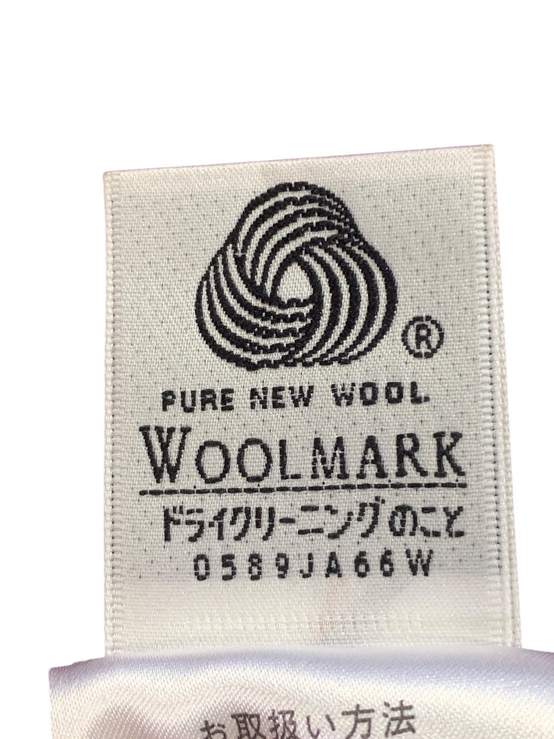 新品未使用　CELINE マフラー 楽天市場】CELINE セリーヌ マフラー Triomphe Scarf 2AZ0A384D