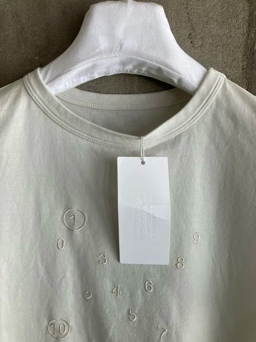 Tシャツ