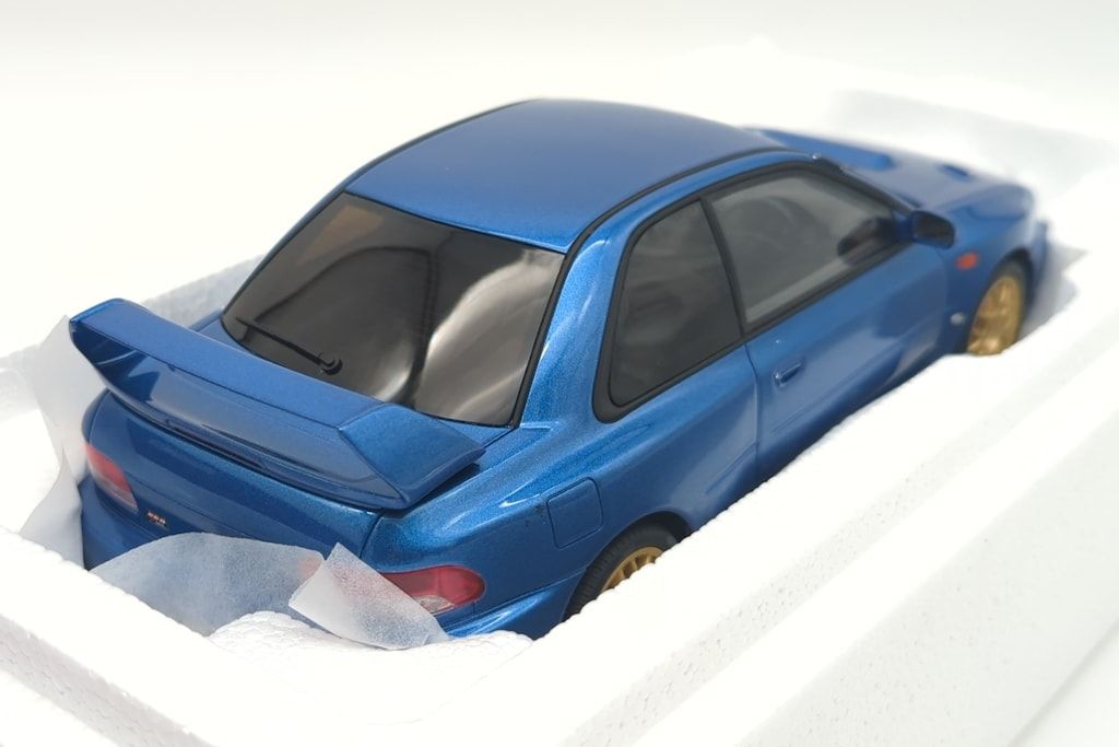 京商 1|18 SAMURAI KSR18033BL SUBARU Impreza 22B-STI Version Blue