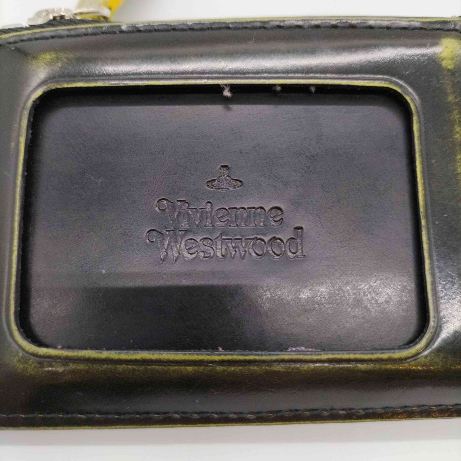 【超メルカリ市】ヴィヴィアンウエストウッド パスケース付き財布 こげ茶 Vivienne Westwood ヴィヴィアンウエストウッド パスケース
