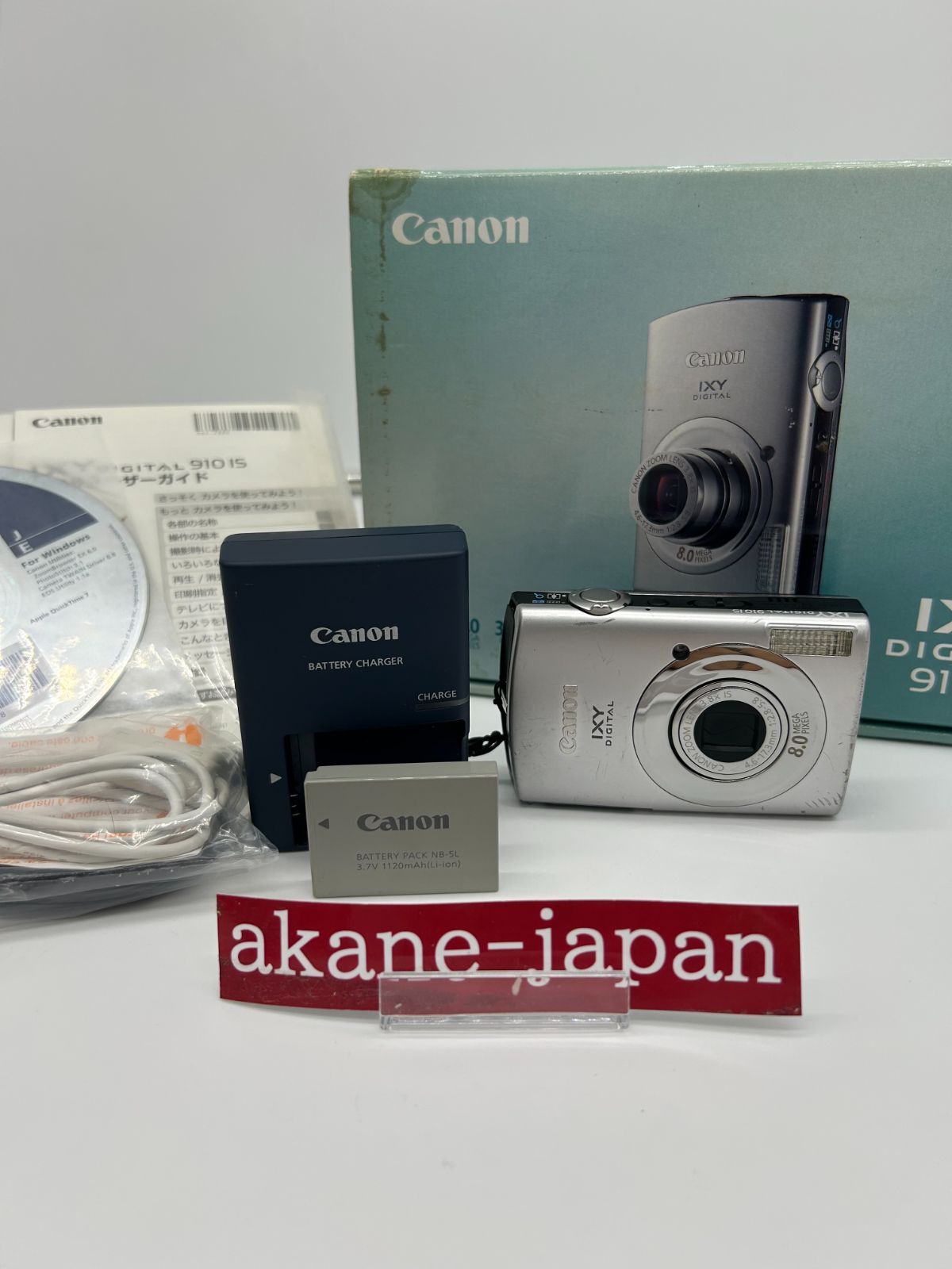 Canon IXY 910IS シルバー デジカメ 充電器 バッテリー4個 Canon IXY 910IS シルバー デジカメ 充電器 バッテリー4個 Canon