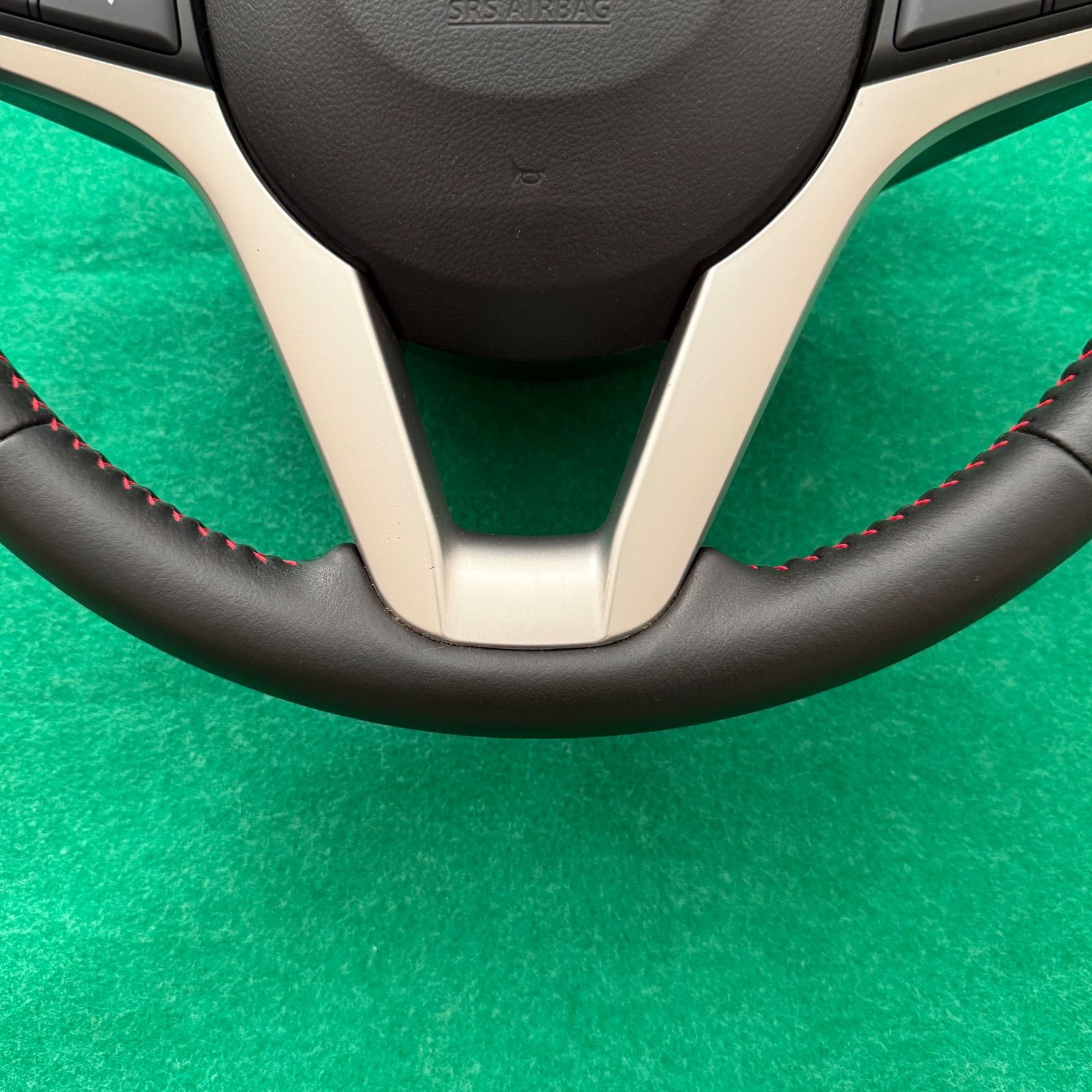ステアリング エアバックカバー